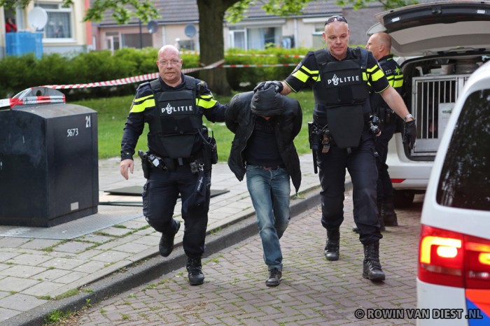 Vijf aanhoudingen bij burenruzie aan de Denemarkenstraat