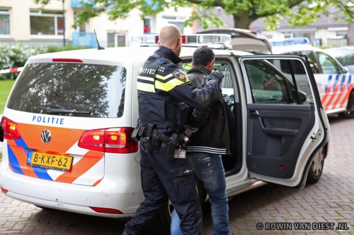 Vijf aanhoudingen bij burenruzie aan de Denemarkenstraat