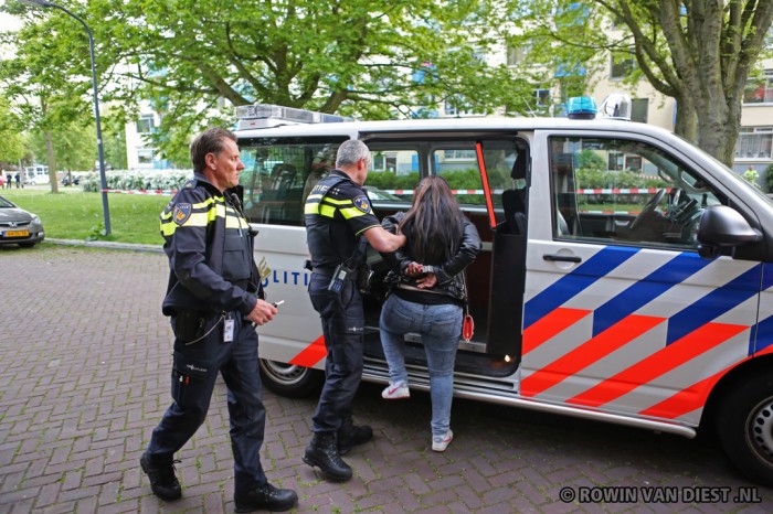 Vijf aanhoudingen bij burenruzie aan de Denemarkenstraat