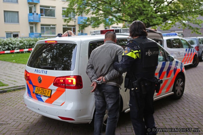 Vijf aanhoudingen bij burenruzie aan de Denemarkenstraat