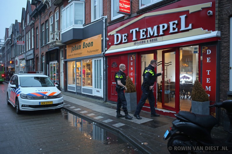 Massale politie-inzet na melding over ruzie met vuurwapen bij shoarmatent
