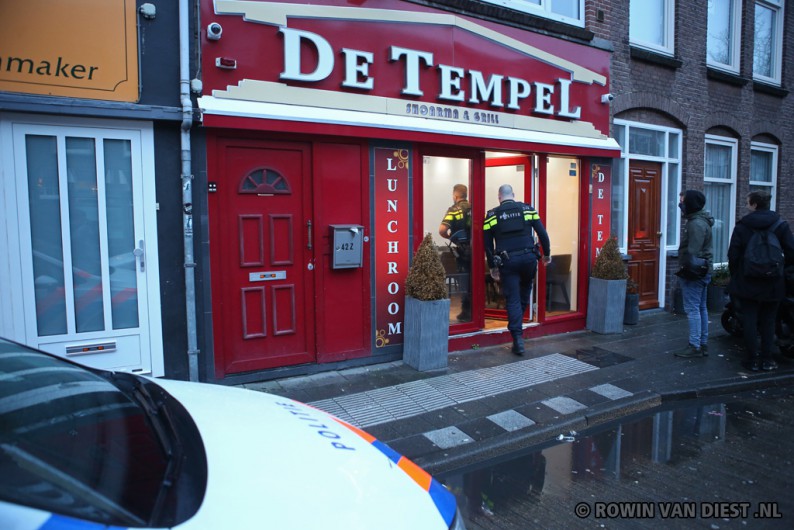 Massale politie-inzet na melding over ruzie met vuurwapen bij shoarmatent