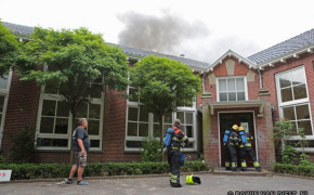 Grote brand bij basisschool Bos en Duin in Bloemendaal [video]